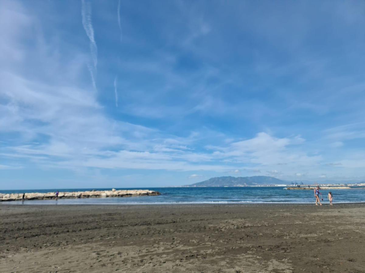 Apartamento Cerca De La Playa Apartman Málaga Kültér fotó
