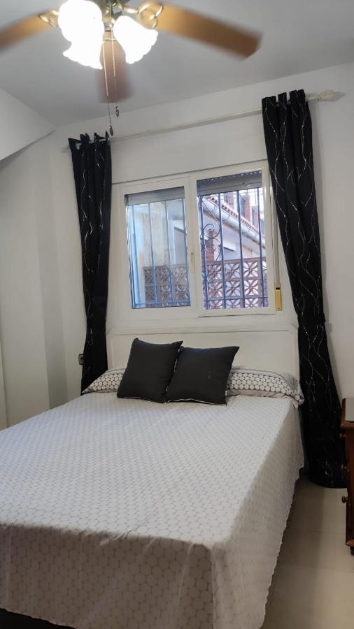 Apartamento Cerca De La Playa Apartman Málaga Kültér fotó